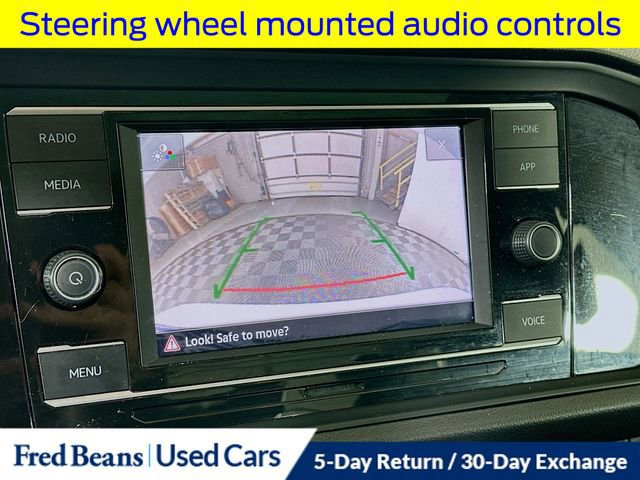 Used 2021 Volkswagen Jetta SE w/ SE Cold Weather Package image 17