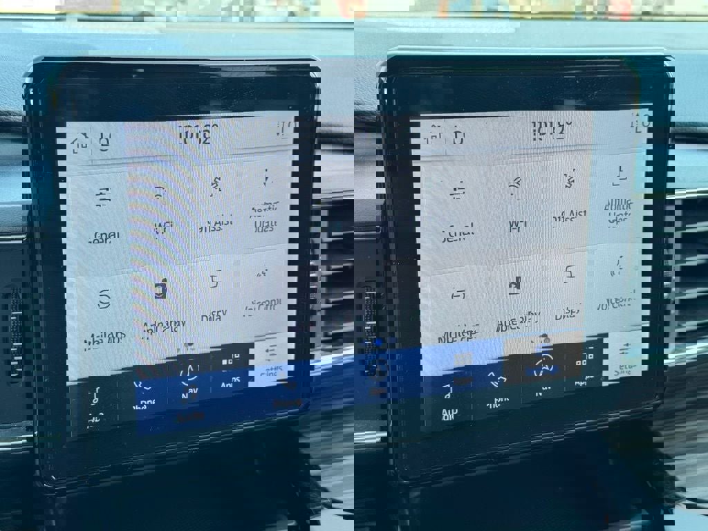 Certified 2024 Ford Explorer Limited image 25