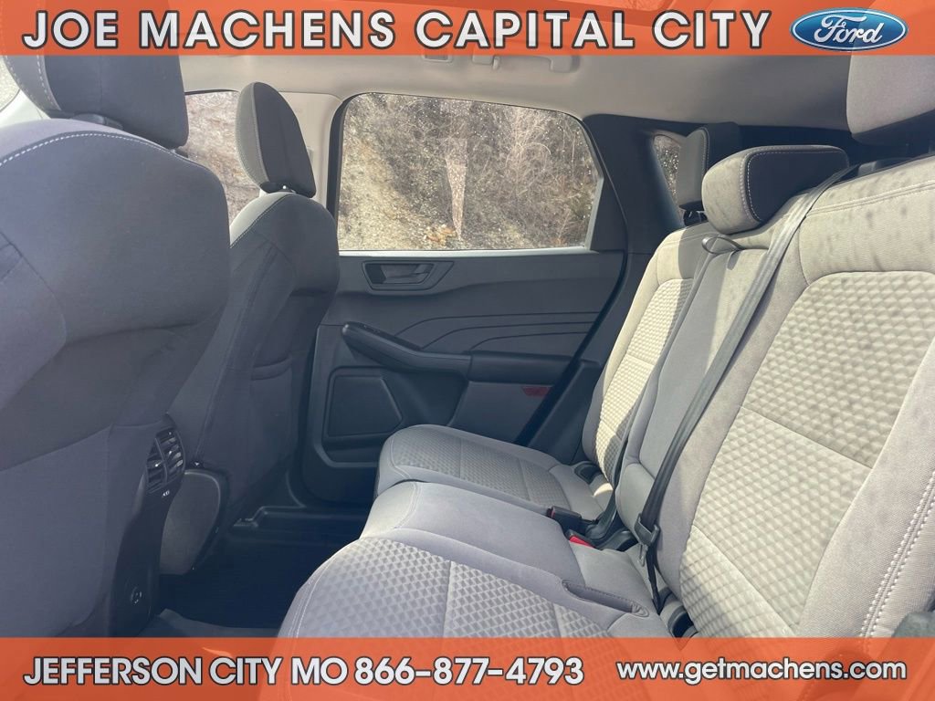 Certified 2022 Ford Escape SE w/ Convenience Package image 11