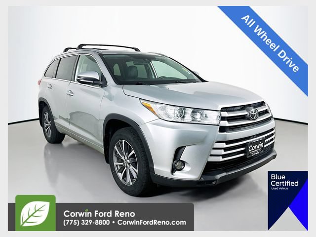 Used 2018 Toyota Highlander XLE AWD/4WD image 1