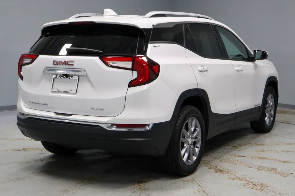 Used 2023 GMC Terrain SLT AWD/4WD image 11