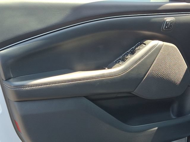 Certified 2021 Ford Mustang Mach-E Select w/ Comfort/Technology Package AWD/4WD image 13