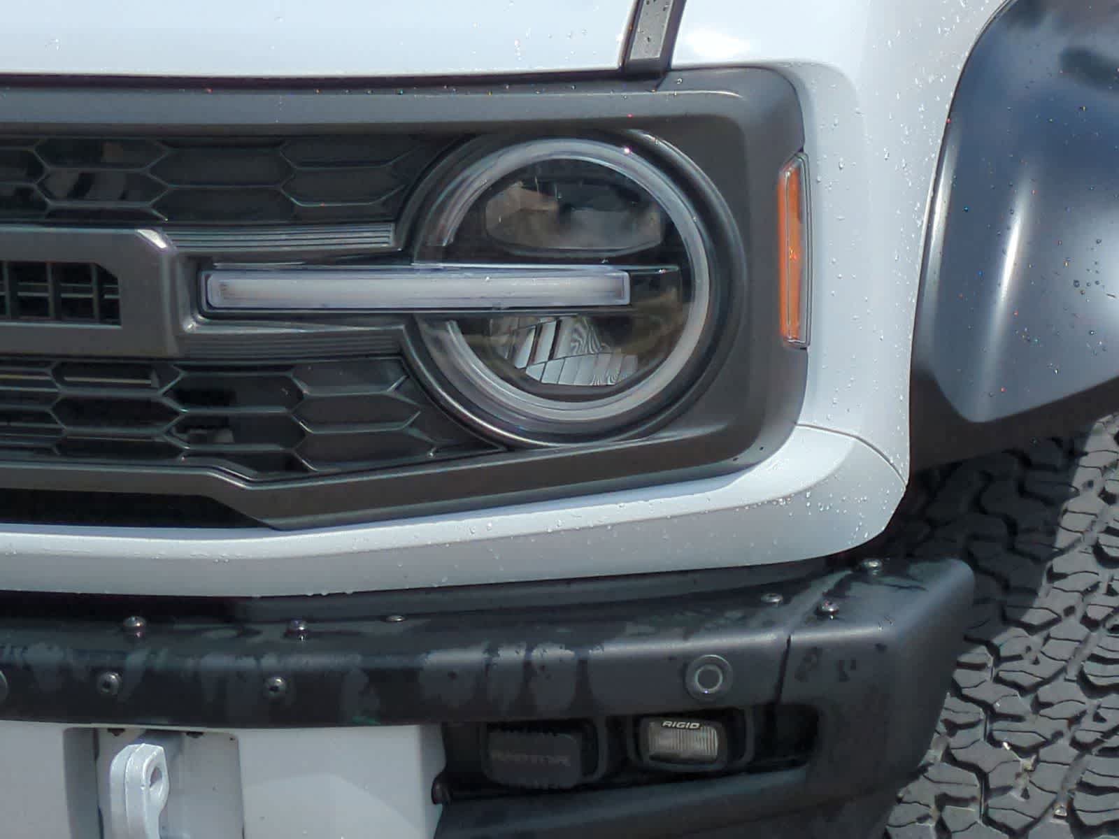 Certified 2024 Ford Bronco Raptor w/ Interior Carbon Fiber Pack 6 AWD/4WD image 11