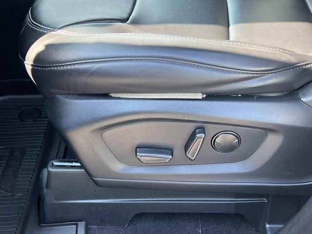 Certified 2024 Ford Explorer XLT w/ Equipment Group 202A AWD/4WD image 19
