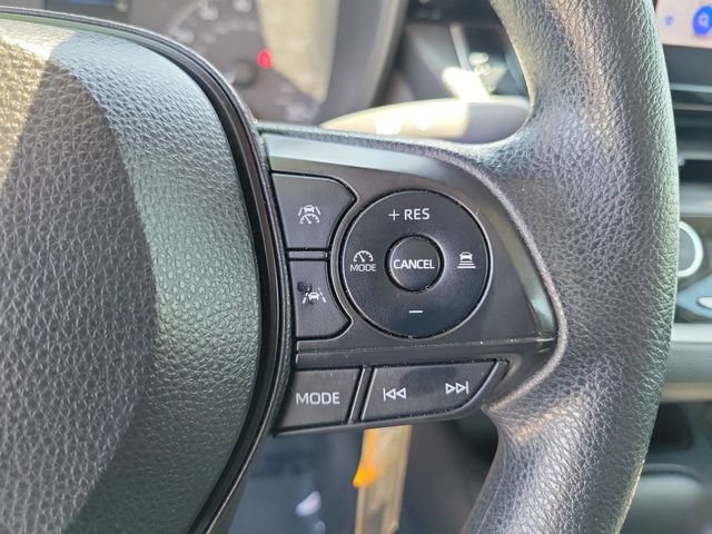 Used 2023 Toyota Corolla LE FWD image 6
