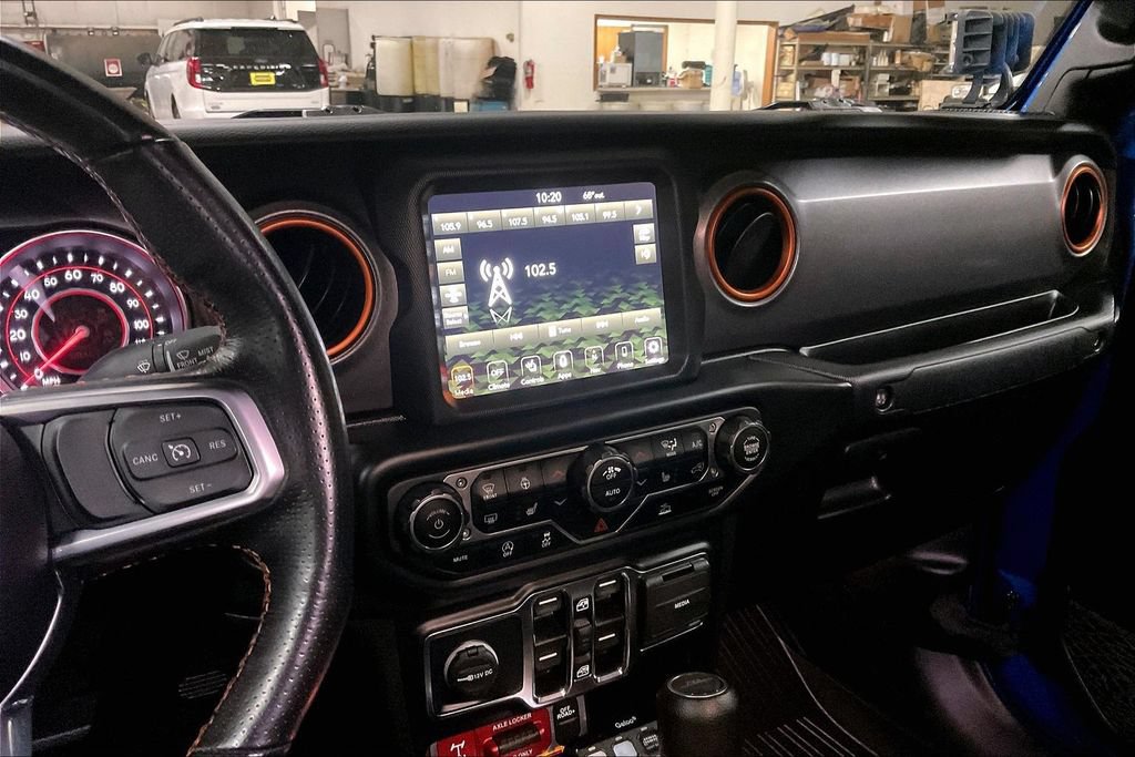 Used 2022 Jeep Gladiator Mojave w/ Cold Weather Group AWD/4WD image 6