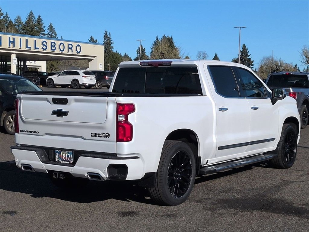 Used 2024 Chevrolet Silverado 1500 High Country w/ High Country Premium Package image 5