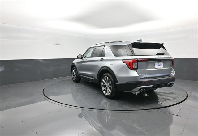 Certified 2025 Ford Explorer Platinum w/ Ultimate Package image 5