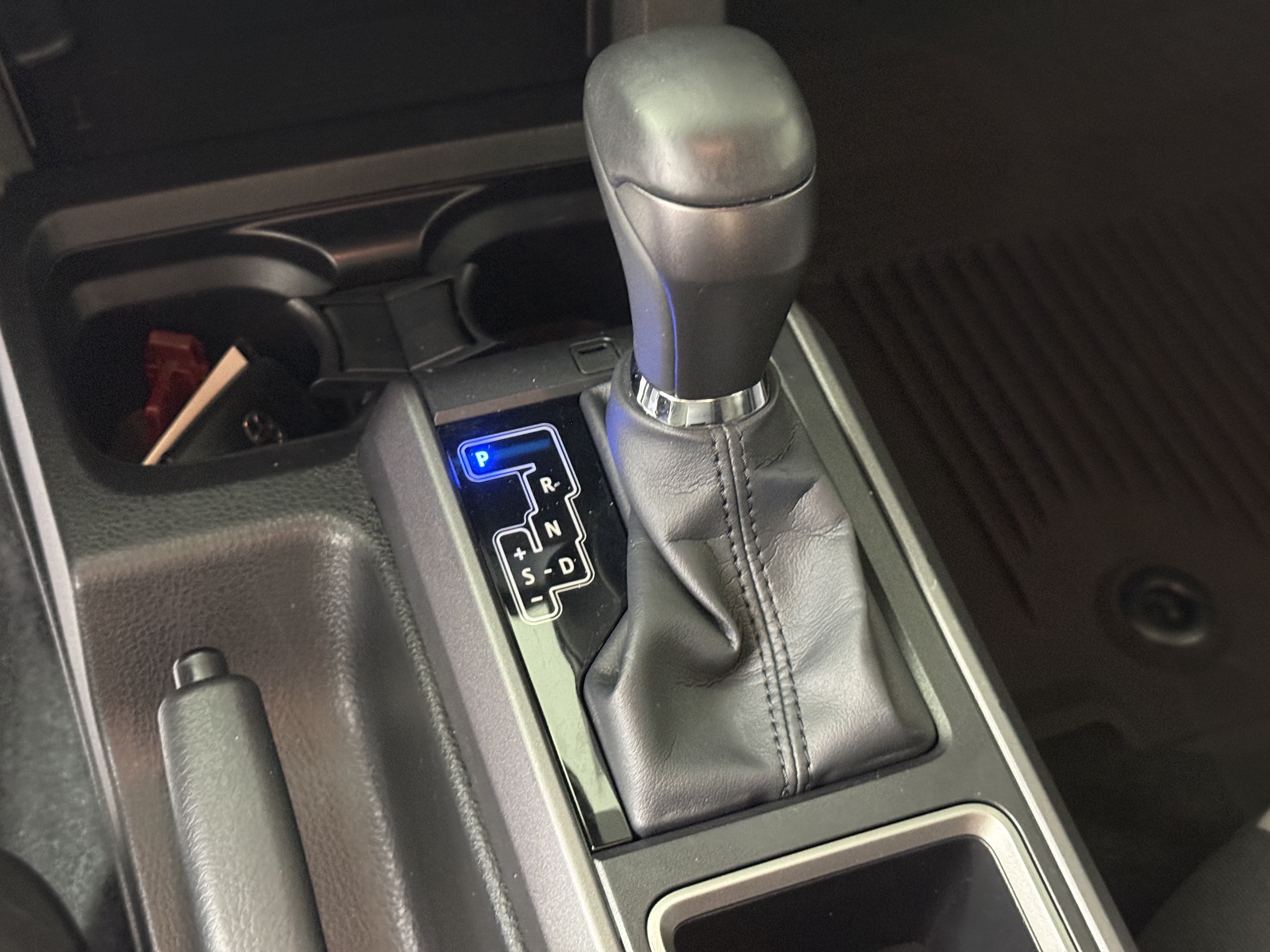 Used 2022 Toyota Tacoma TRD Sport AWD/4WD image 19