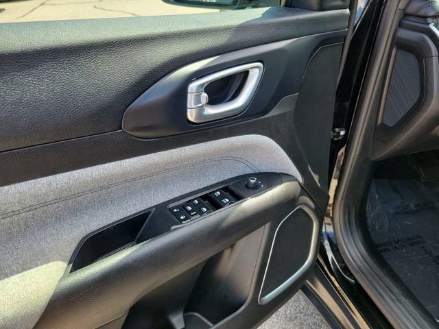 Used 2024 Jeep Compass Sport AWD/4WD image 18
