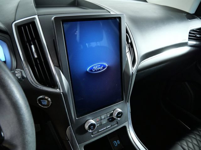 Certified 2024 Ford Edge Titanium w/ Equipment Group 301A AWD/4WD image 20