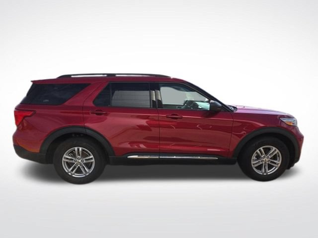 Certified 2022 Ford Explorer XLT RWD image 10