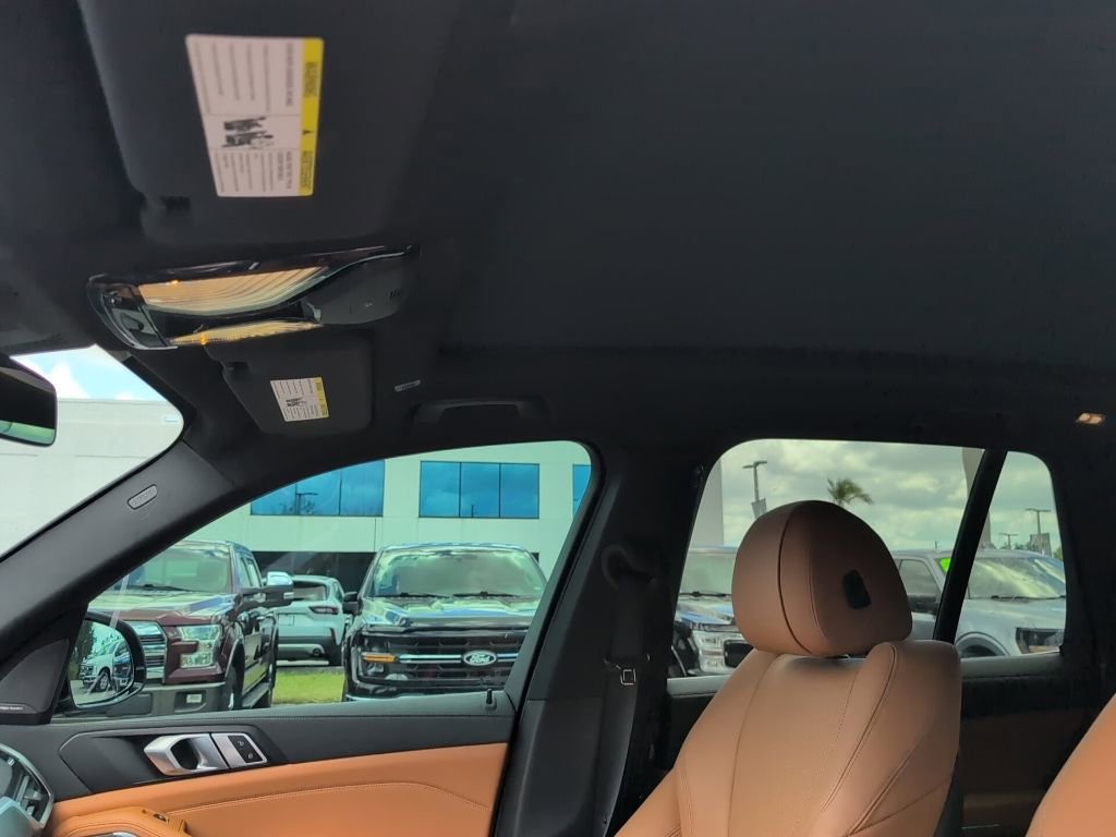 Used 2022 BMW X5 xDrive45e image 10