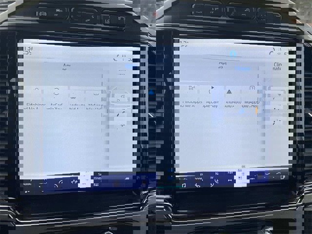 Certified 2022 Ford F350 Lariat w/ Black Appearance Package image 65