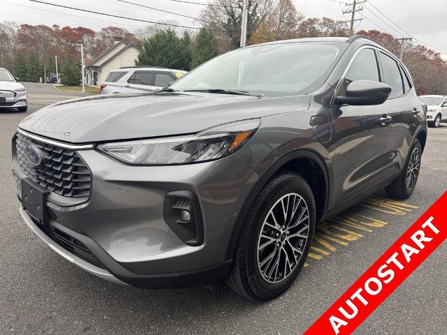 Certified 2023 Ford Escape SE w/ Class II Trailer Tow Package image 3