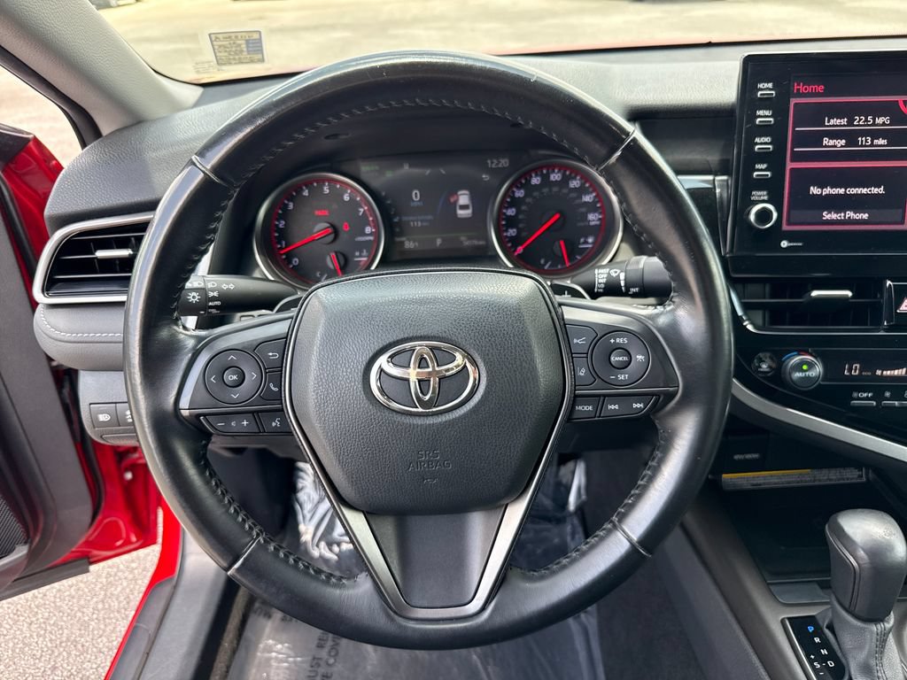 Used 2021 Toyota Camry XSE FWD image 15