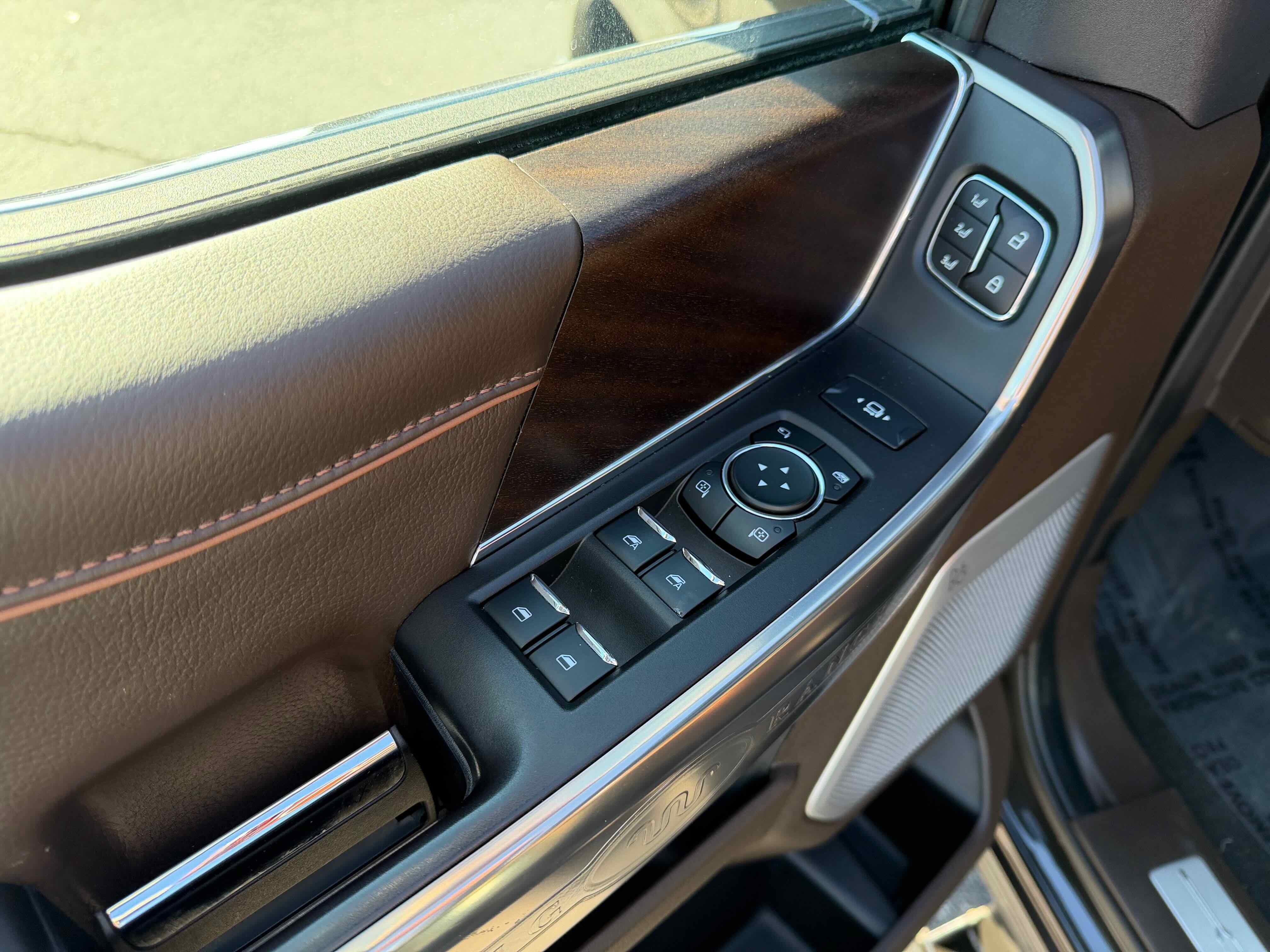 Certified 2024 Ford F350 King Ranch w/ Chrome Package image 18