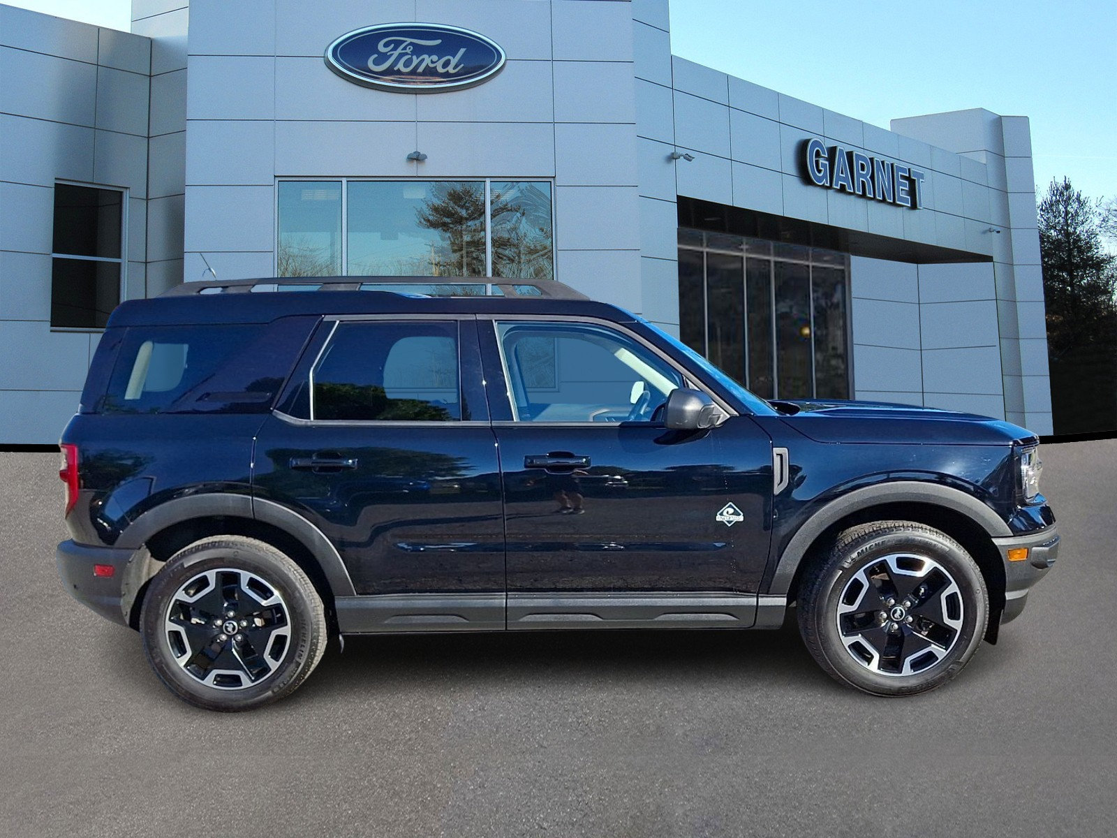 Certified 2024 Ford Bronco Sport Outer Banks w/ Tech Package AWD/4WD image 10