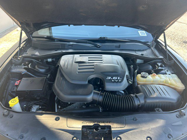 Used 2018 Dodge Charger GT AWD/4WD image 7