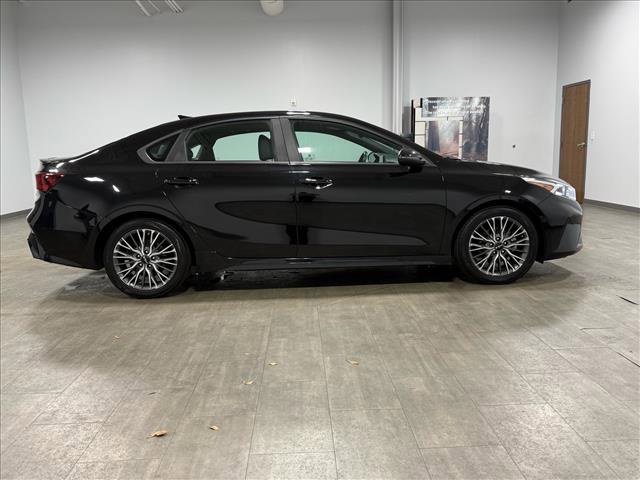 Used 2023 Kia Forte GT-Line w/ GT-Line Premium Package image 3