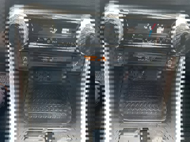 Used 2020 Toyota RAV4 LE w/ All Weather Liner Package AWD/4WD image 22