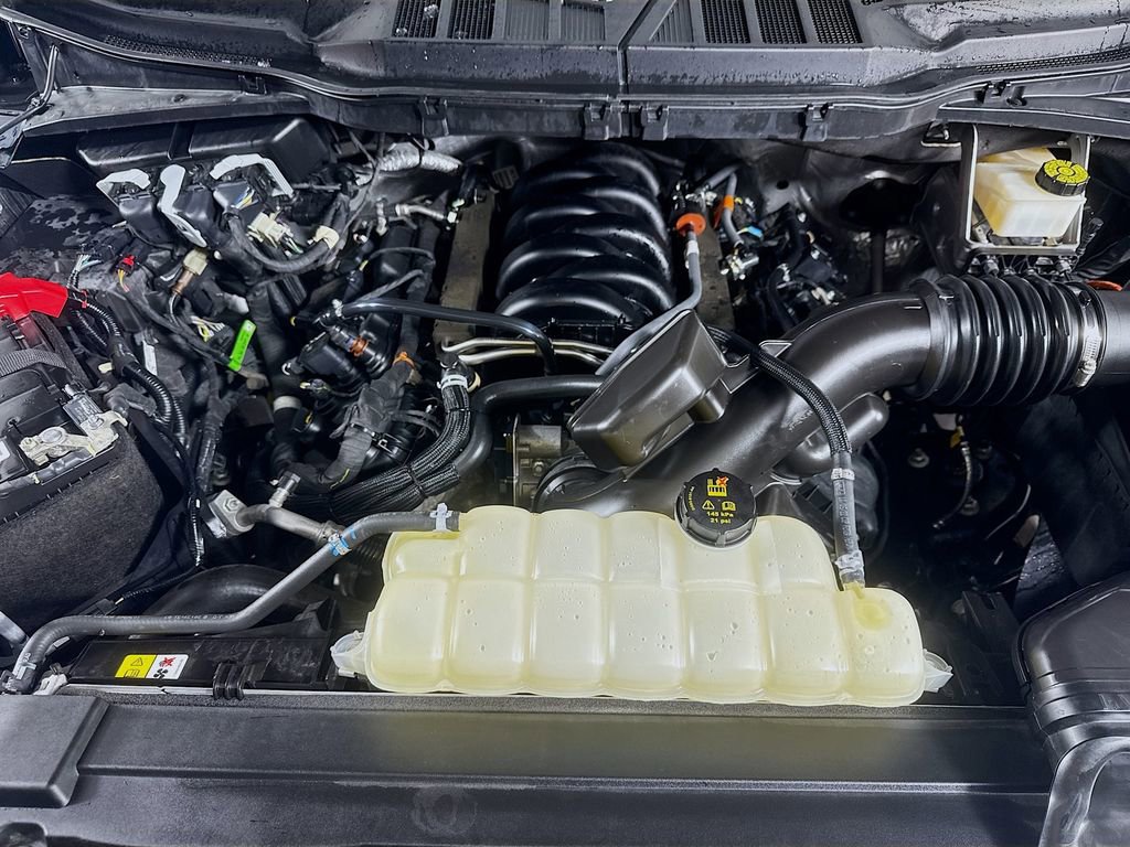 Certified 2022 Ford F150 XLT w/ Equipment Group 302A High image 29