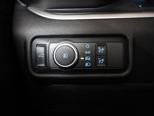 Certified 2021 Ford Explorer XLT w/ Equipment Group 202A image 22