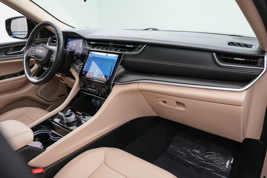 Used 2021 Jeep Grand Cherokee L Limited w/ Trailer Tow Group (B) image 25