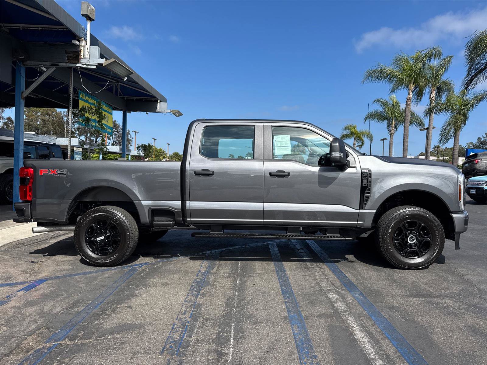 Certified 2025 Ford F250 XL w/ STX Appearance Package AWD/4WD image 7