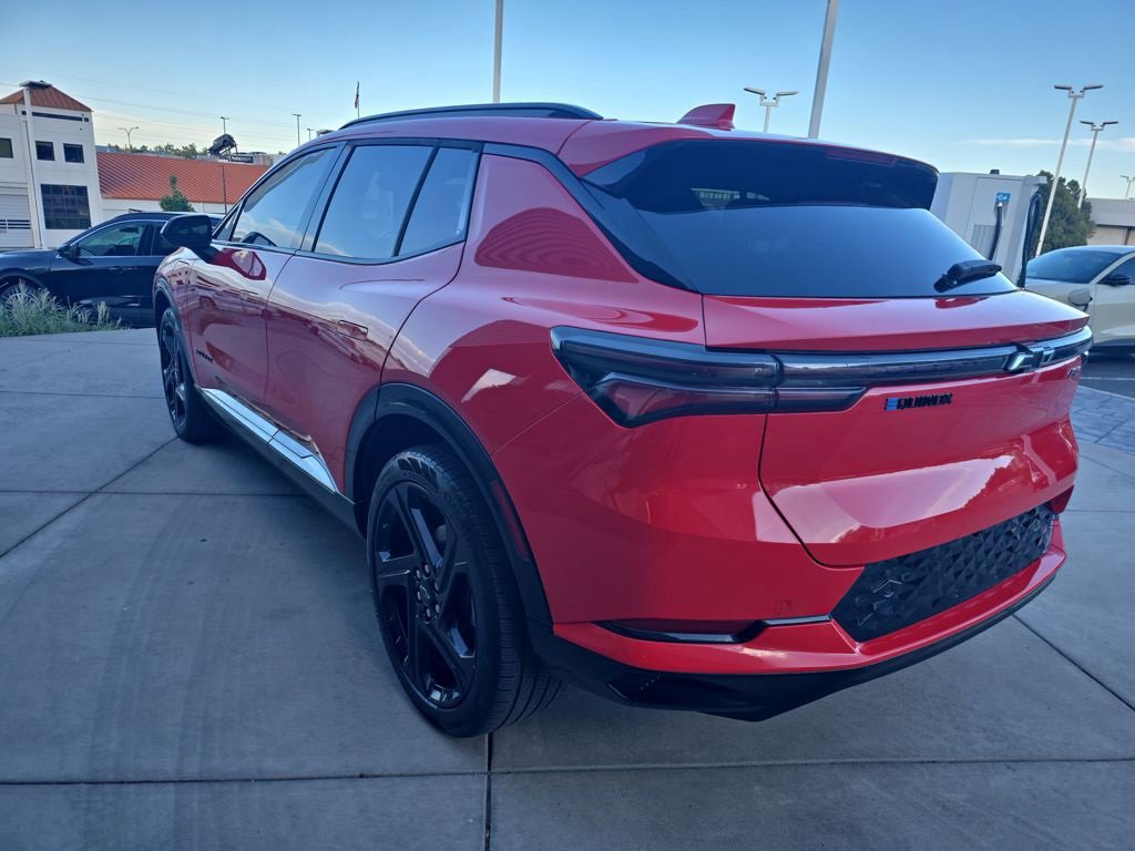 Used 2025 Chevrolet Equinox EV RS image 3