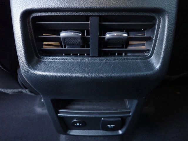 Certified 2024 Ford Edge SEL w/ Convenience Package image 18