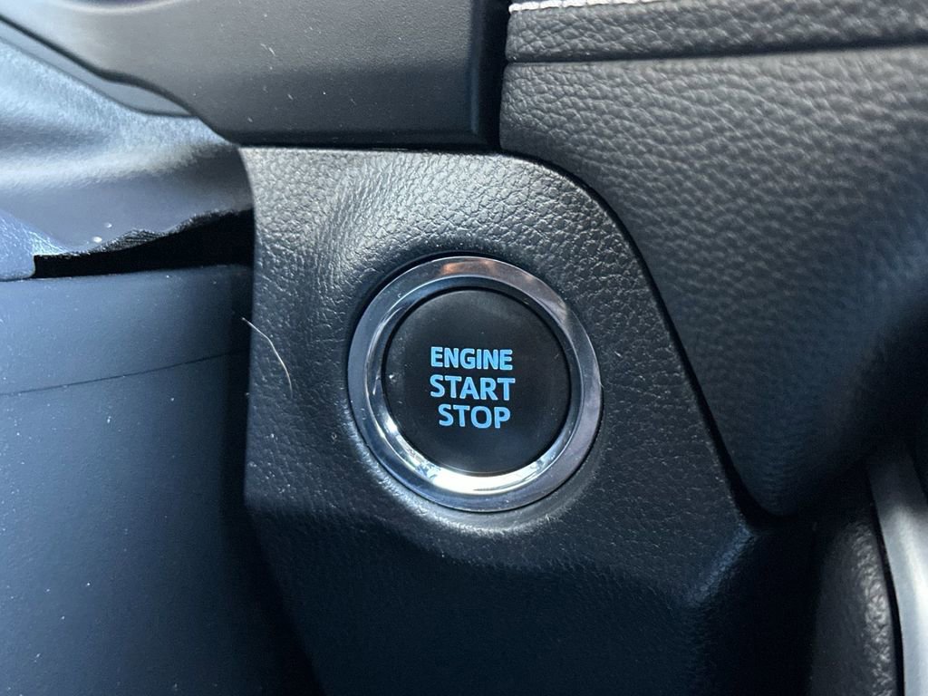 Used 2022 Toyota RAV4 XLE Premium FWD image 21