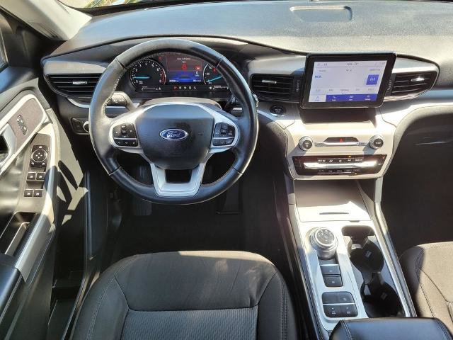 Certified 2022 Ford Explorer XLT RWD image 13