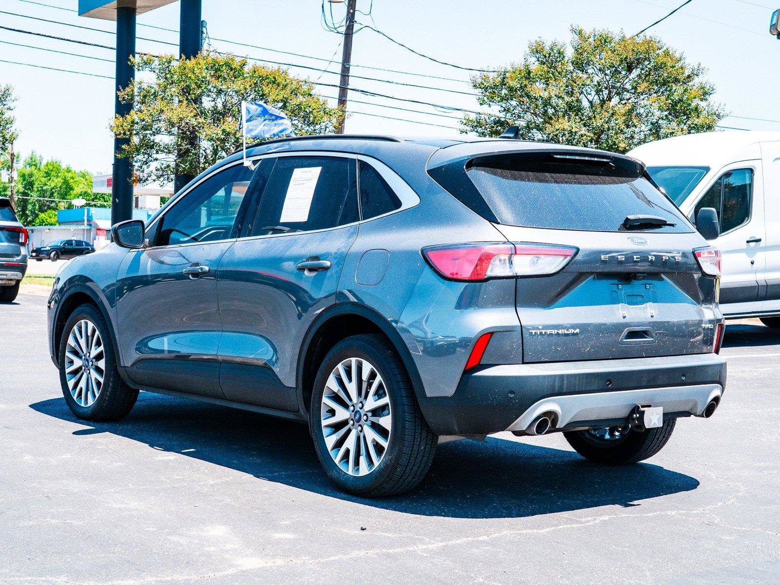 Certified 2022 Ford Escape Titanium w/ Class II Trailer Tow Package AWD/4WD image 5