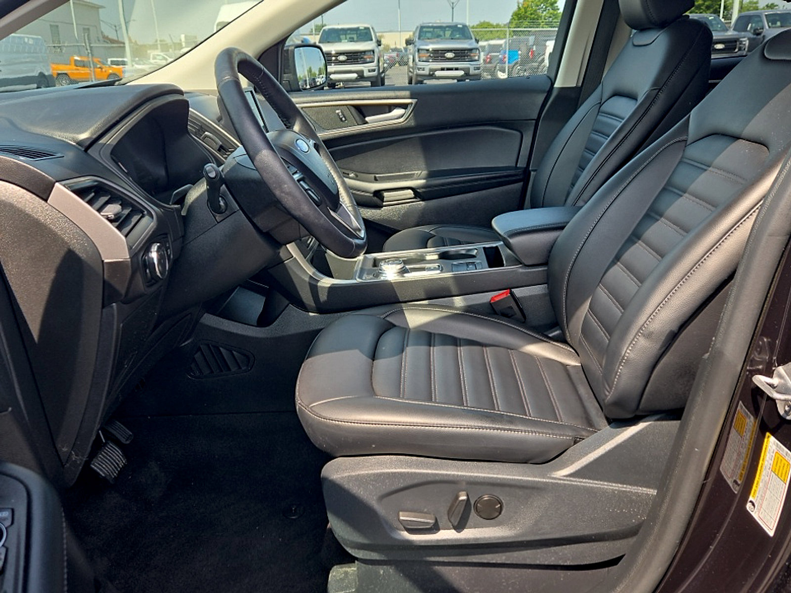 Certified 2024 Ford Edge SEL w/ Convenience Package AWD/4WD image 10