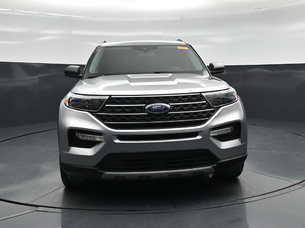 Certified 2021 Ford Explorer XLT w/ Equipment Group 202A RWD image 49