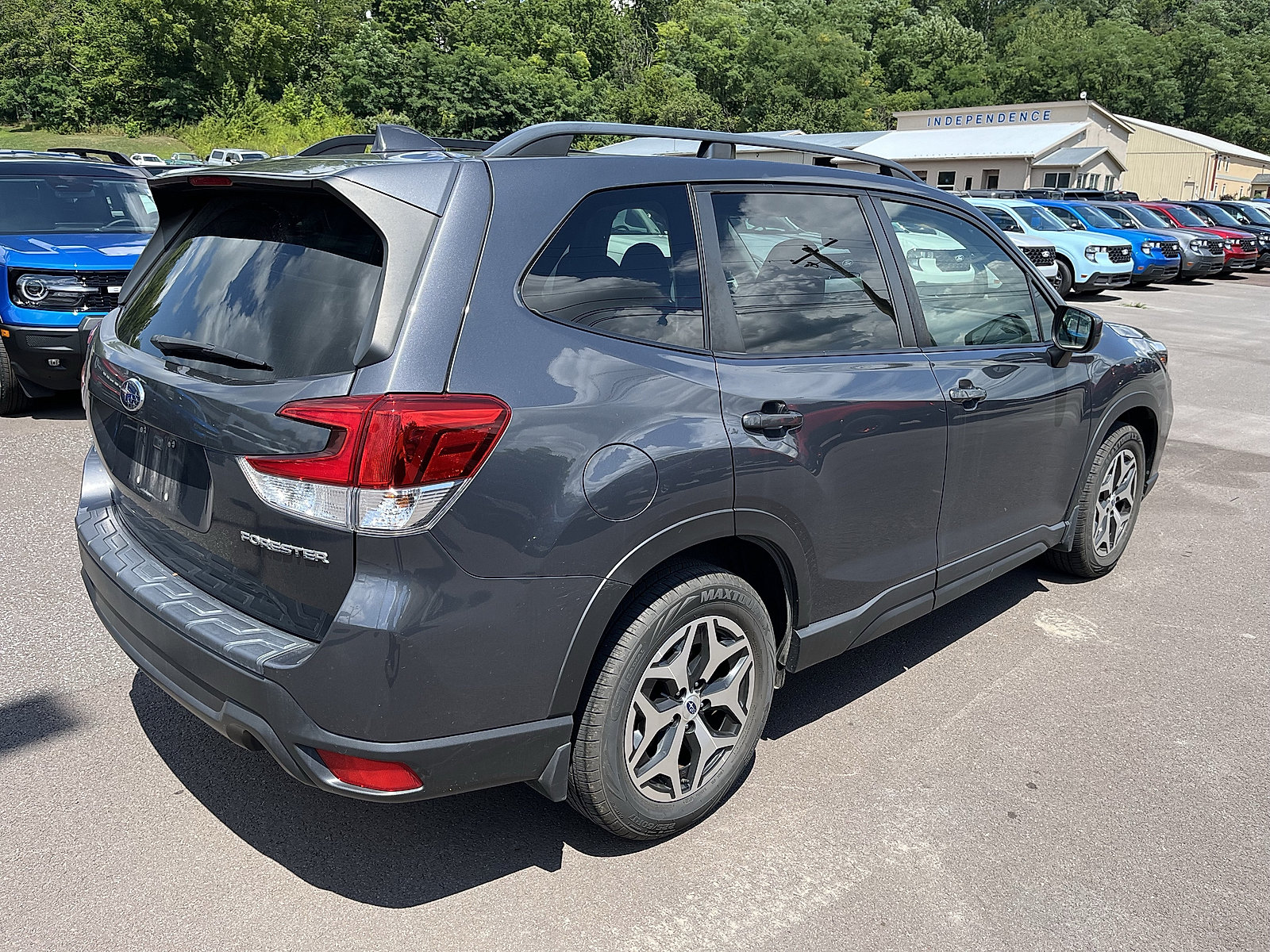 Used 2021 Subaru Forester Premium w/ Popular Package #1 AWD/4WD image 7