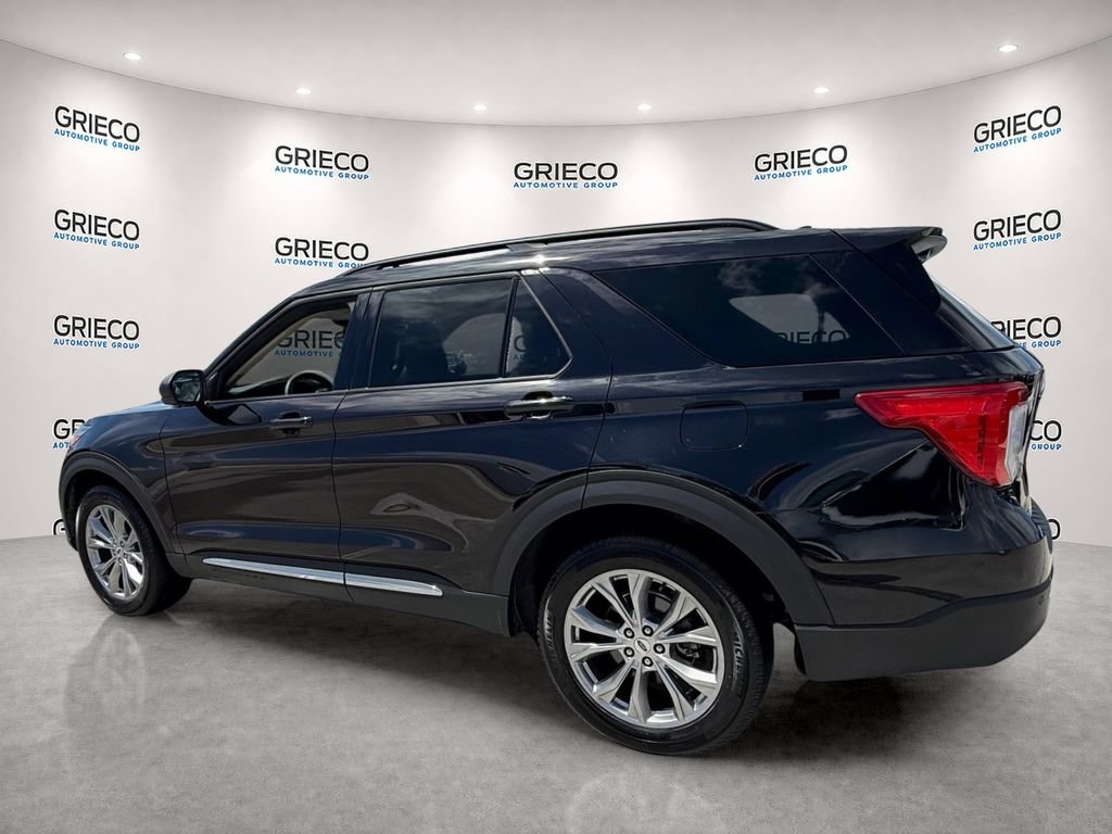 Certified 2024 Ford Explorer XLT w/ Equipment Group 202A AWD/4WD image 5