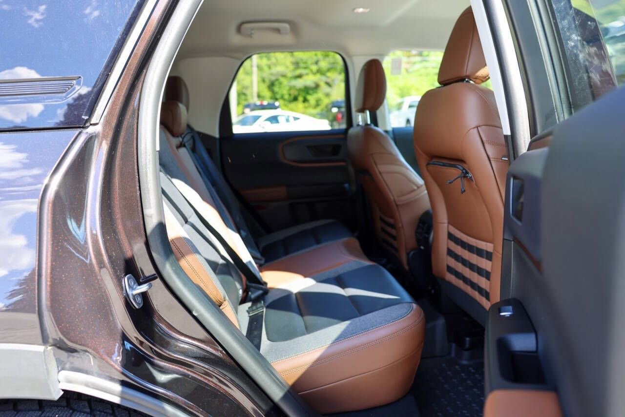 Certified 2021 Ford Bronco Sport Outer Banks image 13