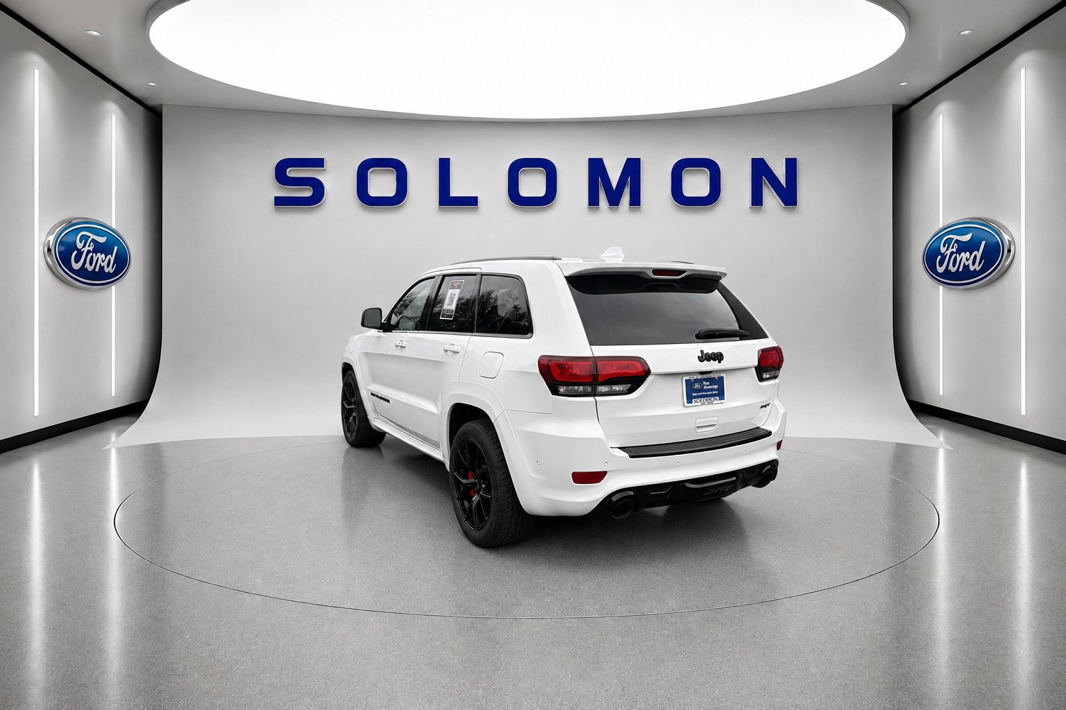 Used 2018 Jeep Grand Cherokee SRT AWD/4WD image 7