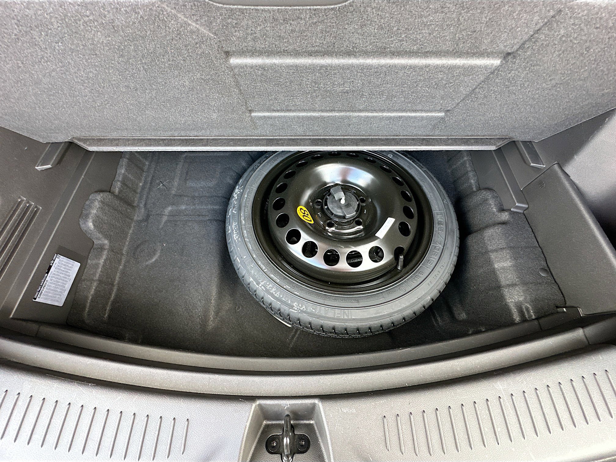 Used 2023 Buick Encore GX Essence w/ Experience Buick Package image 31