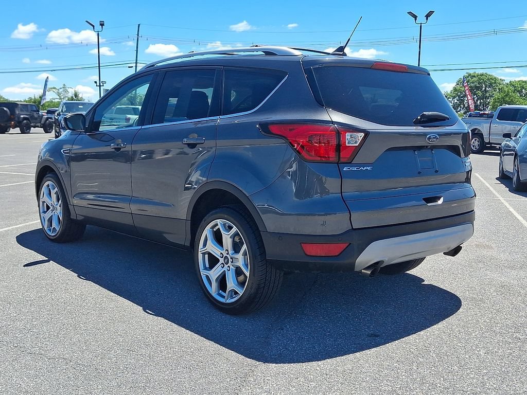 Certified 2019 Ford Escape Titanium AWD/4WD image 4