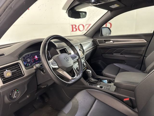 Used 2020 Volkswagen Atlas Cross Sport SEL image 12