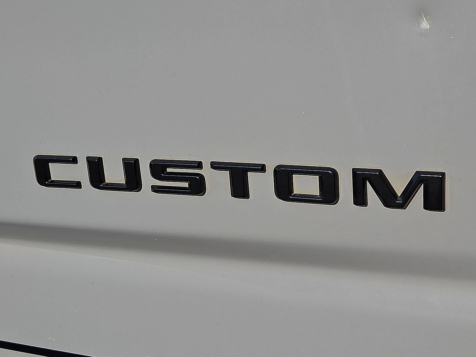 Used 2024 Chevrolet Silverado 2500 Custom w/ Custom Value Package AWD/4WD image 9
