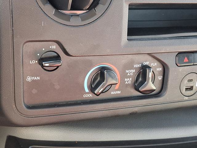 Certified 2021 Ford E-350 and Econoline 350 Super Duty image 13