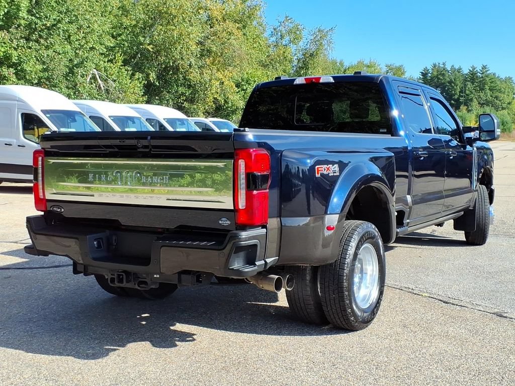Certified 2025 Ford F350 King Ranch AWD/4WD image 4
