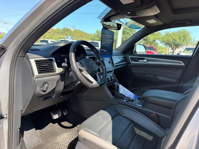 Used 2023 Volkswagen Atlas Cross Sport SEL Premium R-Line AWD/4WD image 7