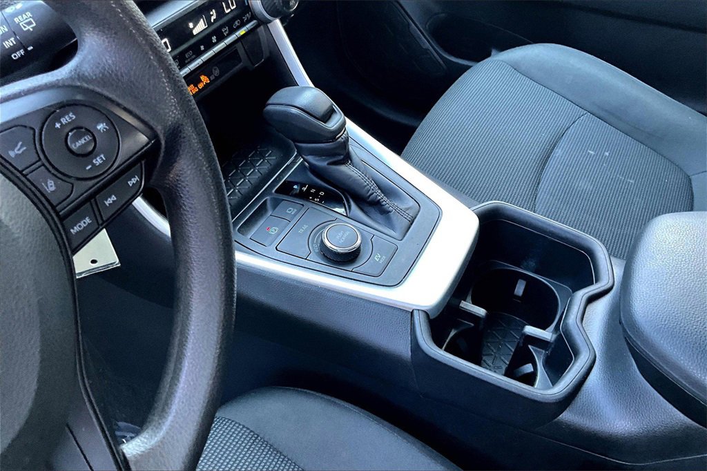 Used 2024 Toyota RAV4 LE image 16