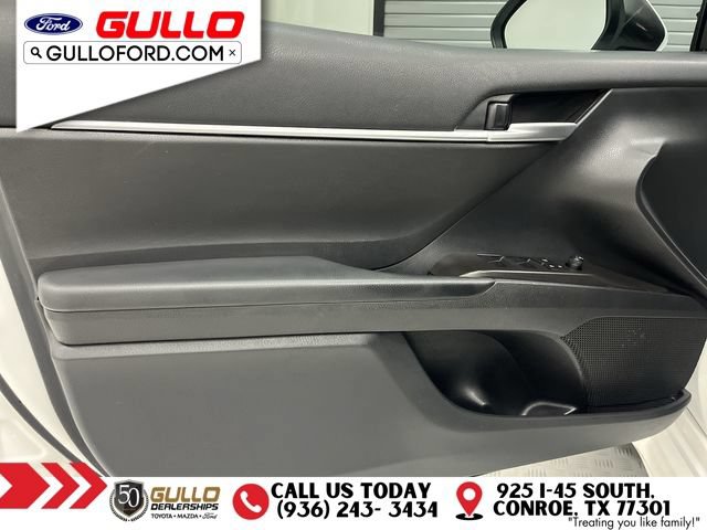 Used 2024 Toyota Camry SE FWD image 19