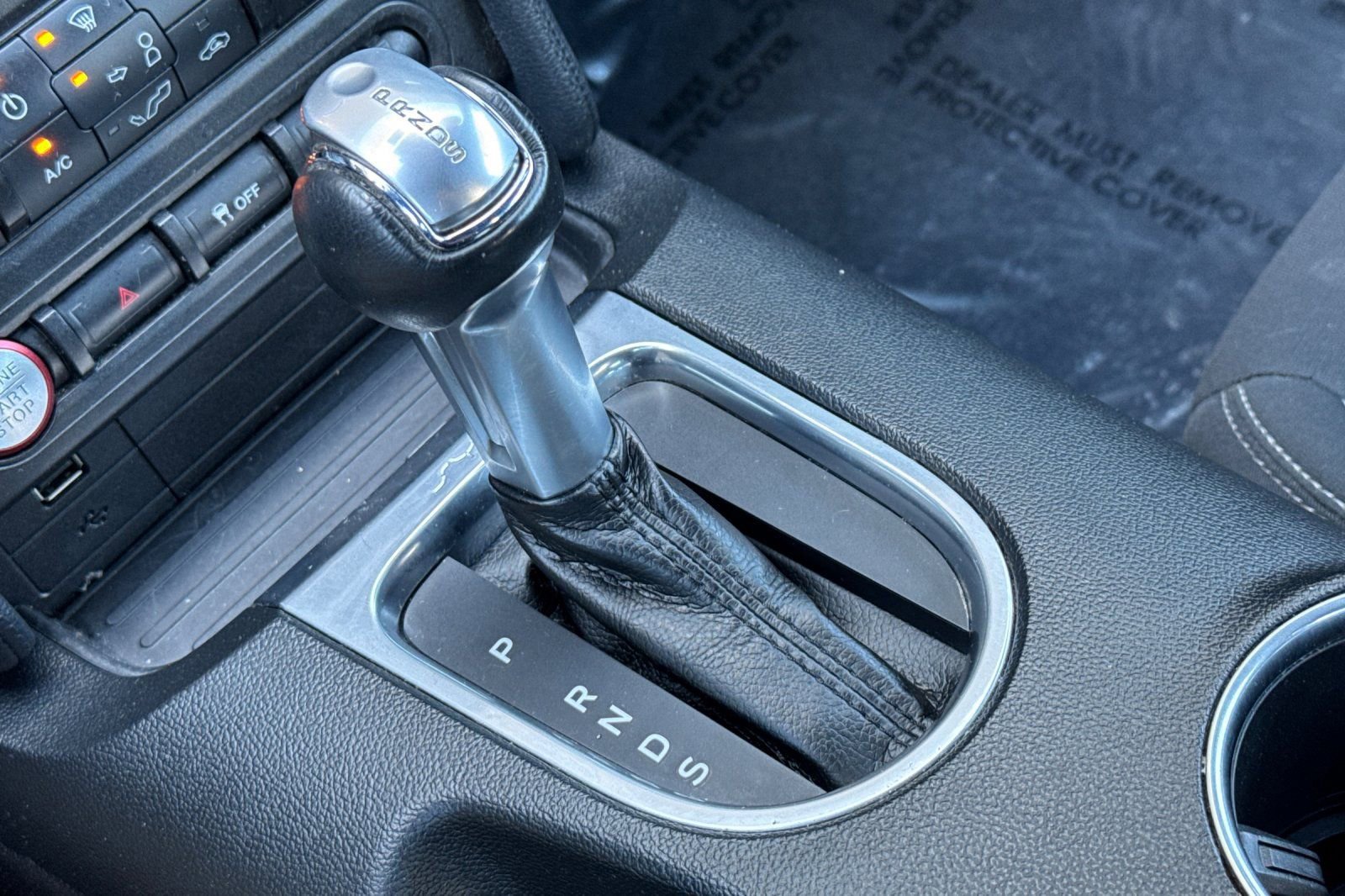 Certified 2018 Ford Mustang Coupe w/ Black Accent Pkg image 21